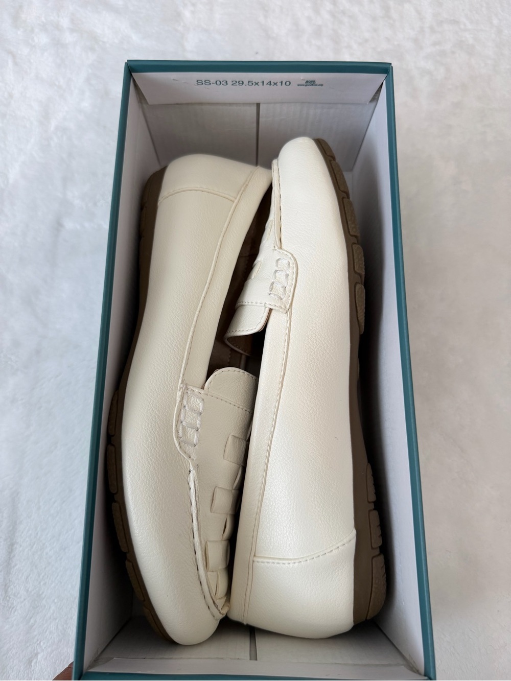 Cliffs by WHITE MOUNTAIN Ecru Slip-On Loafers - Picture 11 of 12